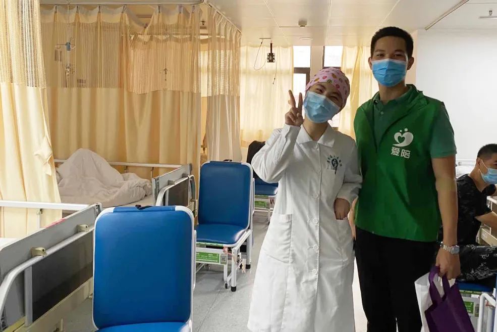 愛(ài)陪共享陪護(hù)床：以卓越品質(zhì)，成為醫(yī)院、患者與家屬的信賴之選！