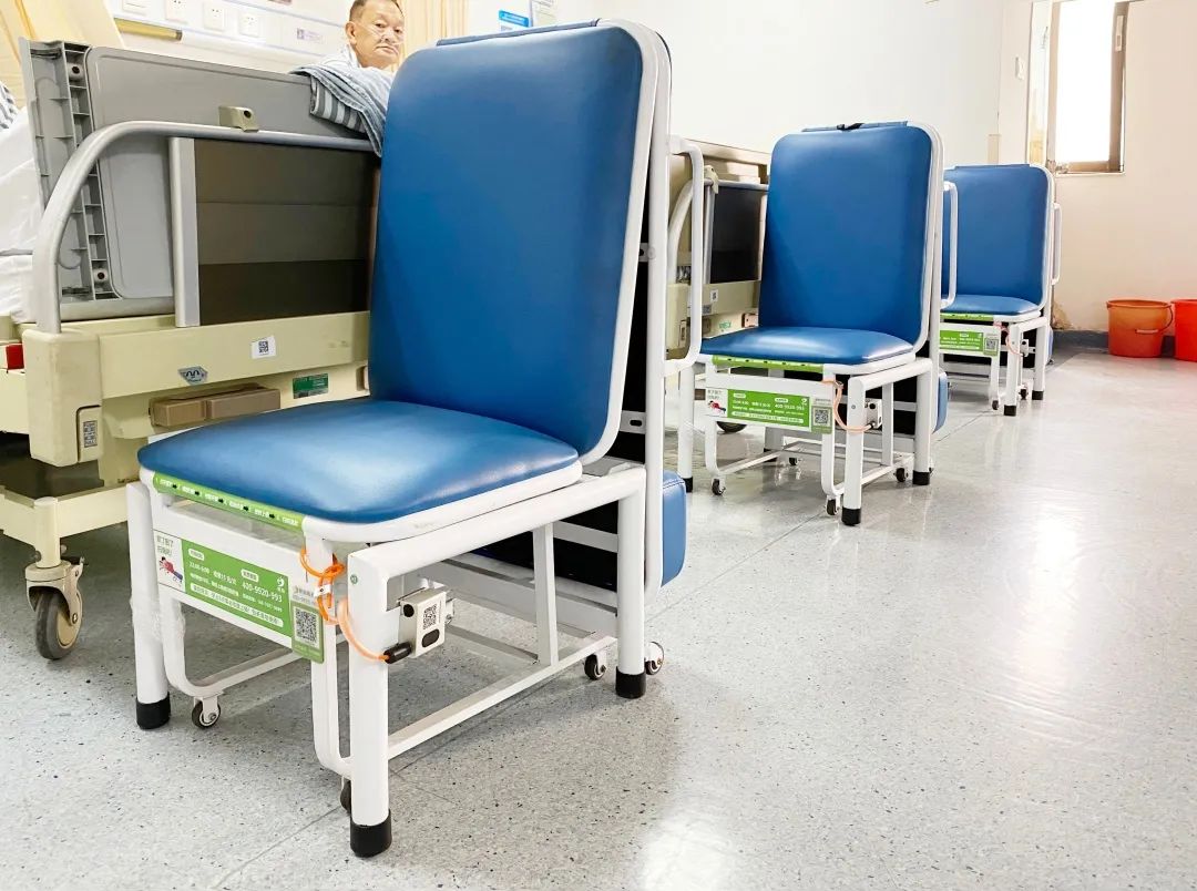 共享陪護(hù)床怎么選？廣州愛(ài)陪四大優(yōu)勢(shì)來(lái)解答！